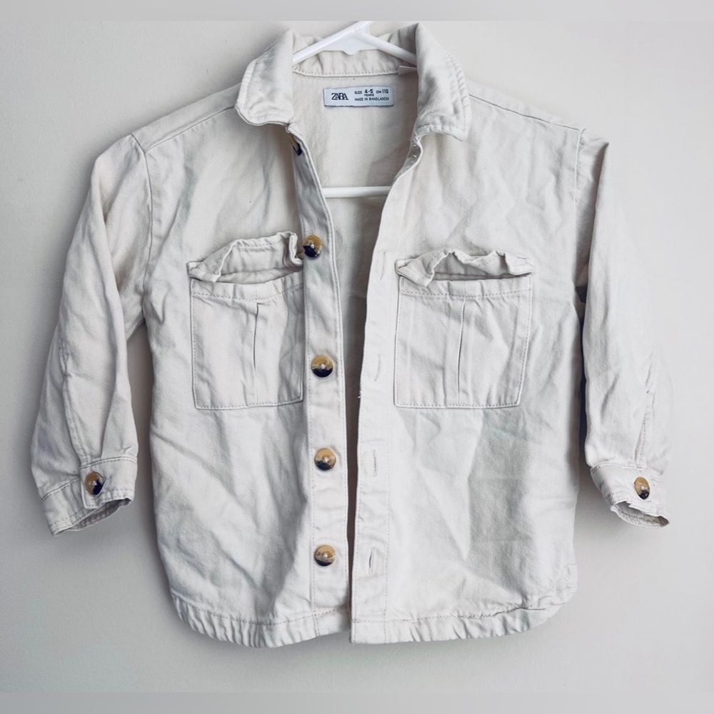 Zara Girls Ivory Cream denim jacket long sleeve Cool Team print 4/ 5 years